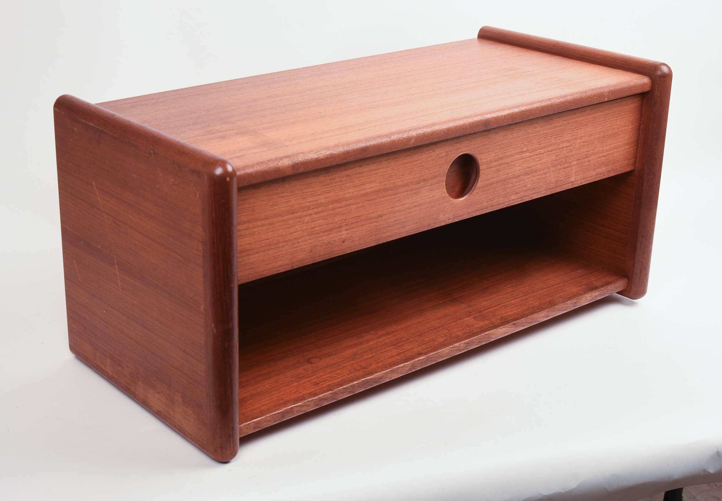 FLOATING CABINET BY VILDBJERG MØBELFABRIK.