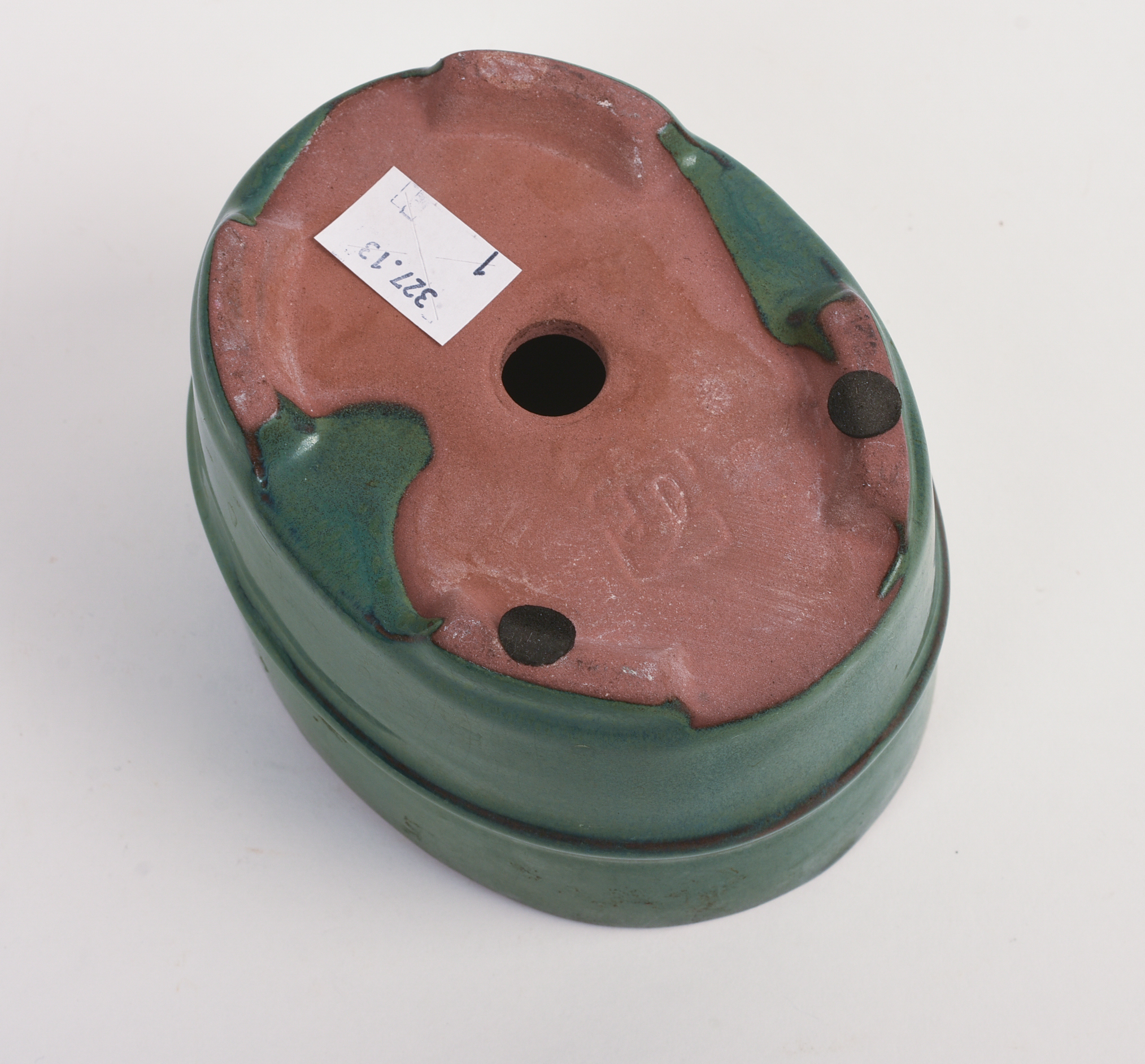 SMALL STUDIO POTTERY PLANTER.