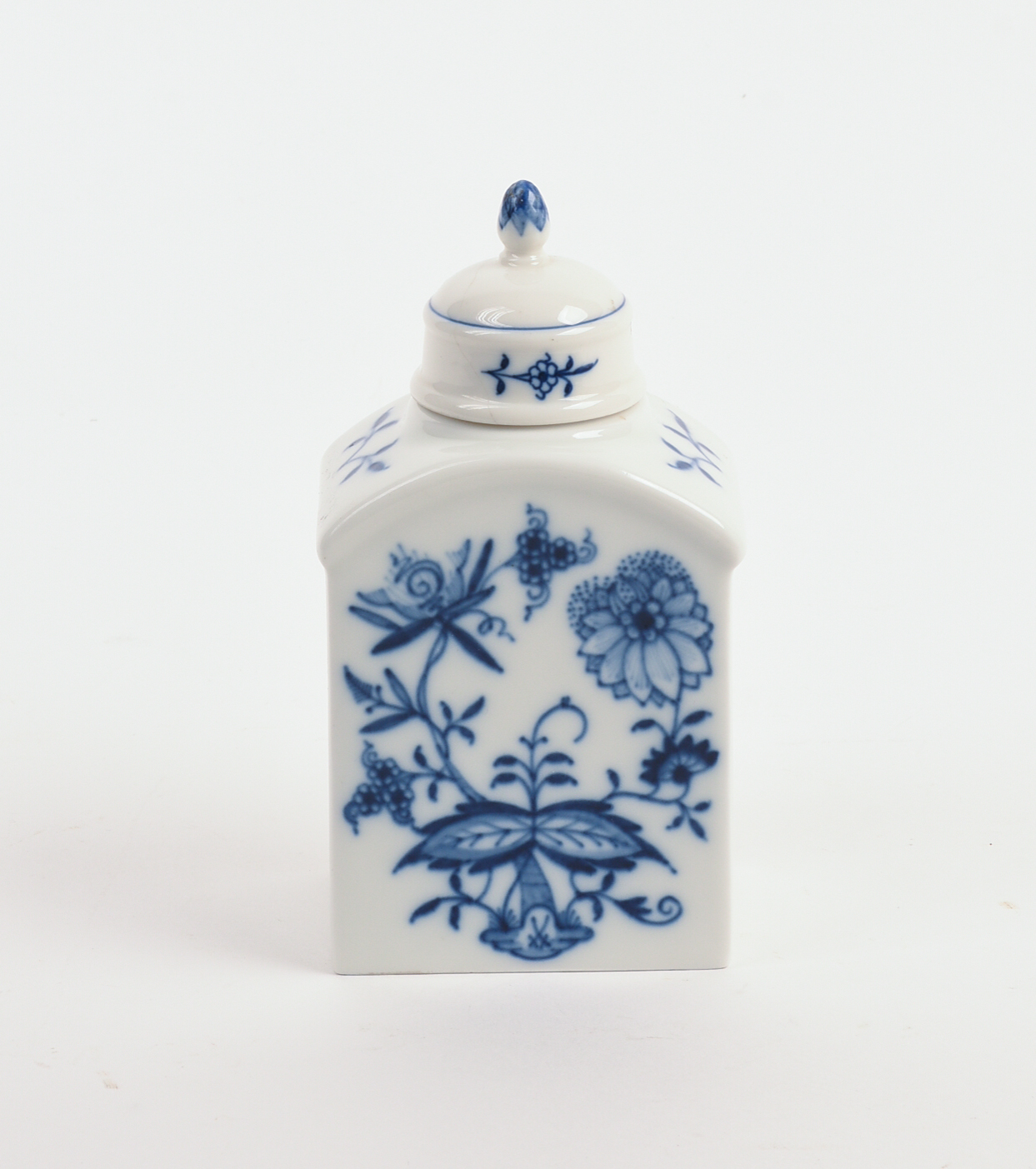 MEISSEN BLUE ONION TEA CADDY.