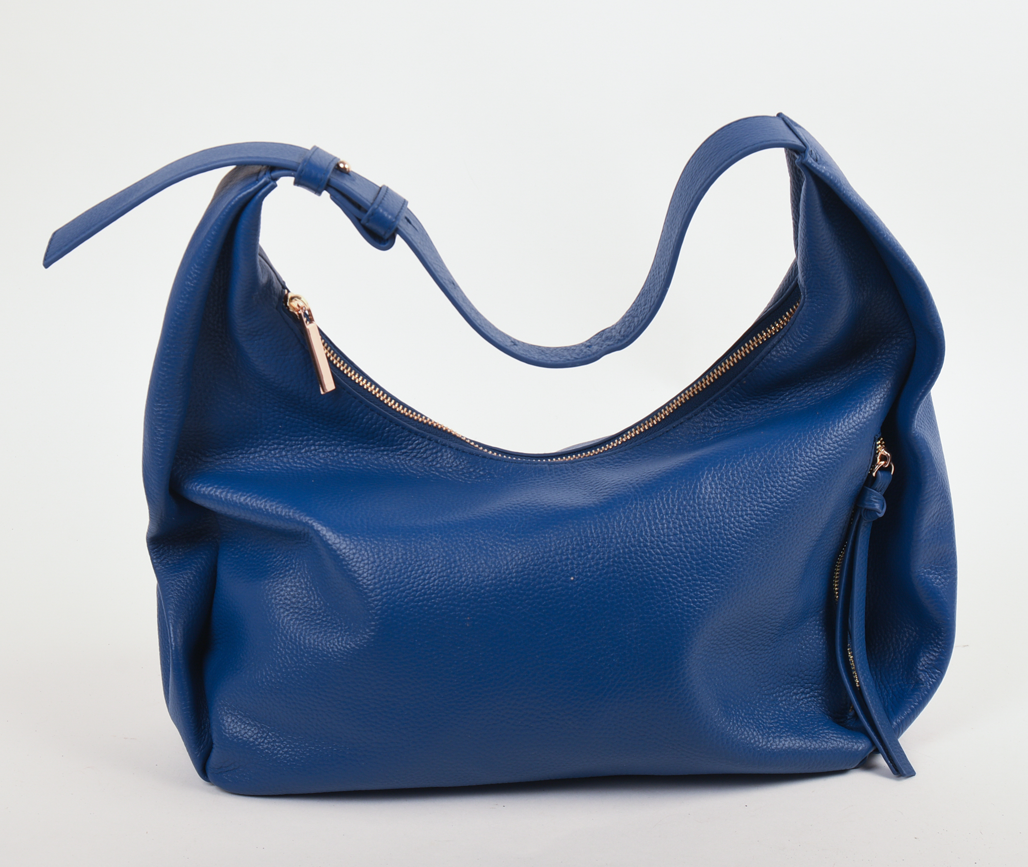 TOTE LE MONDE BLUE LEATHER HANDBAG.