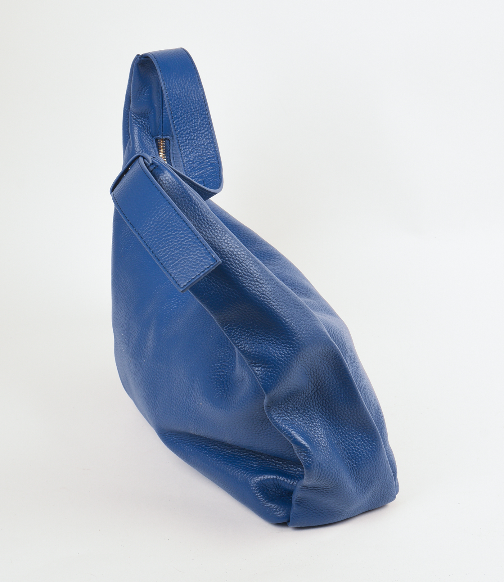 TOTE LE MONDE BLUE LEATHER HANDBAG.