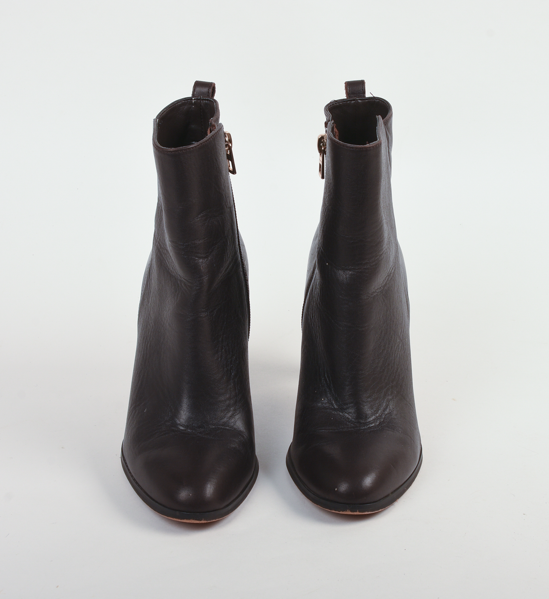 COACH LEATHER BOOTS, SIZE 8.