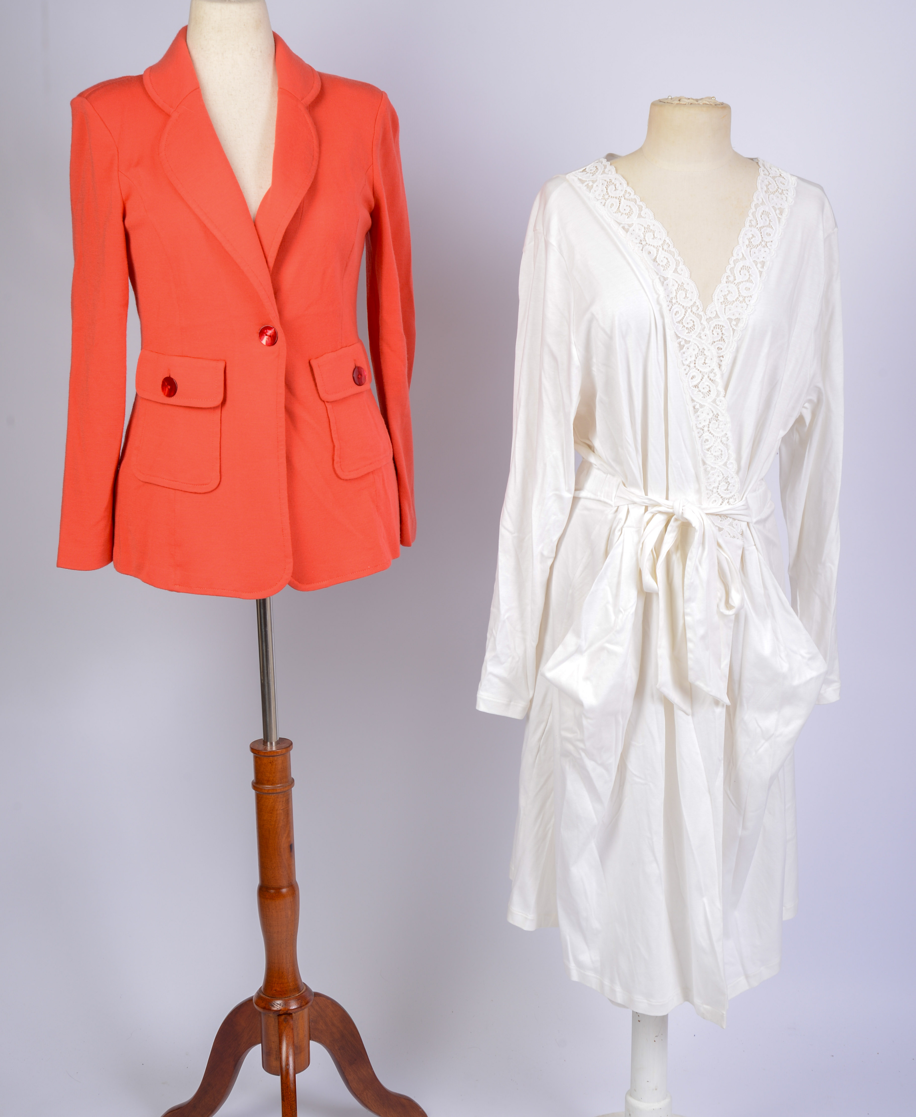 HANRO COTTON DRESS, XL, AND A ST. JOHN JACKET, SIZE 12.