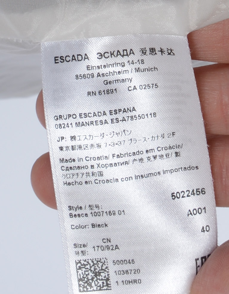 ESCADA BLACK CHECK BLAZER, SIZE 40.