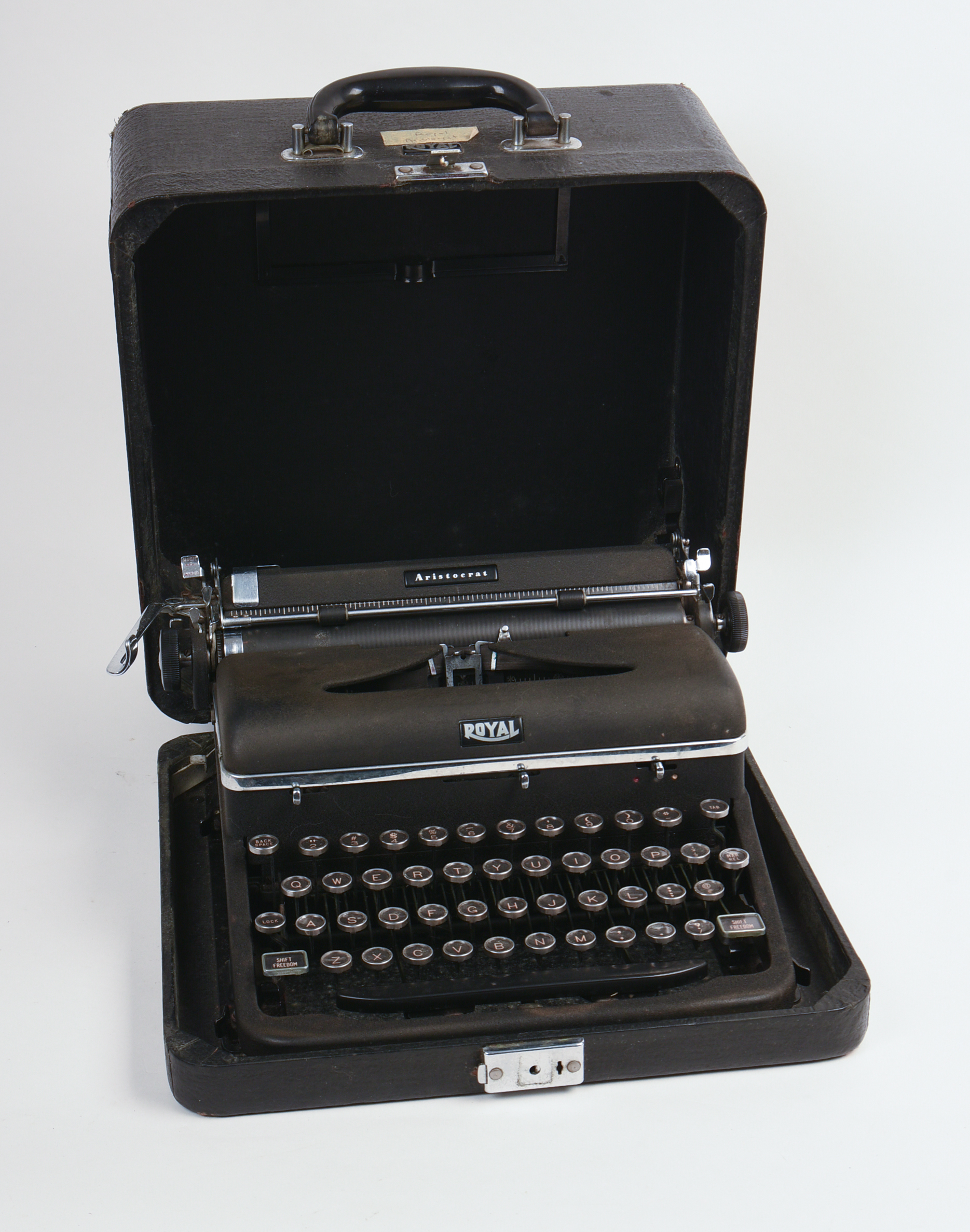 Royal Aristocrat Typerwriter.