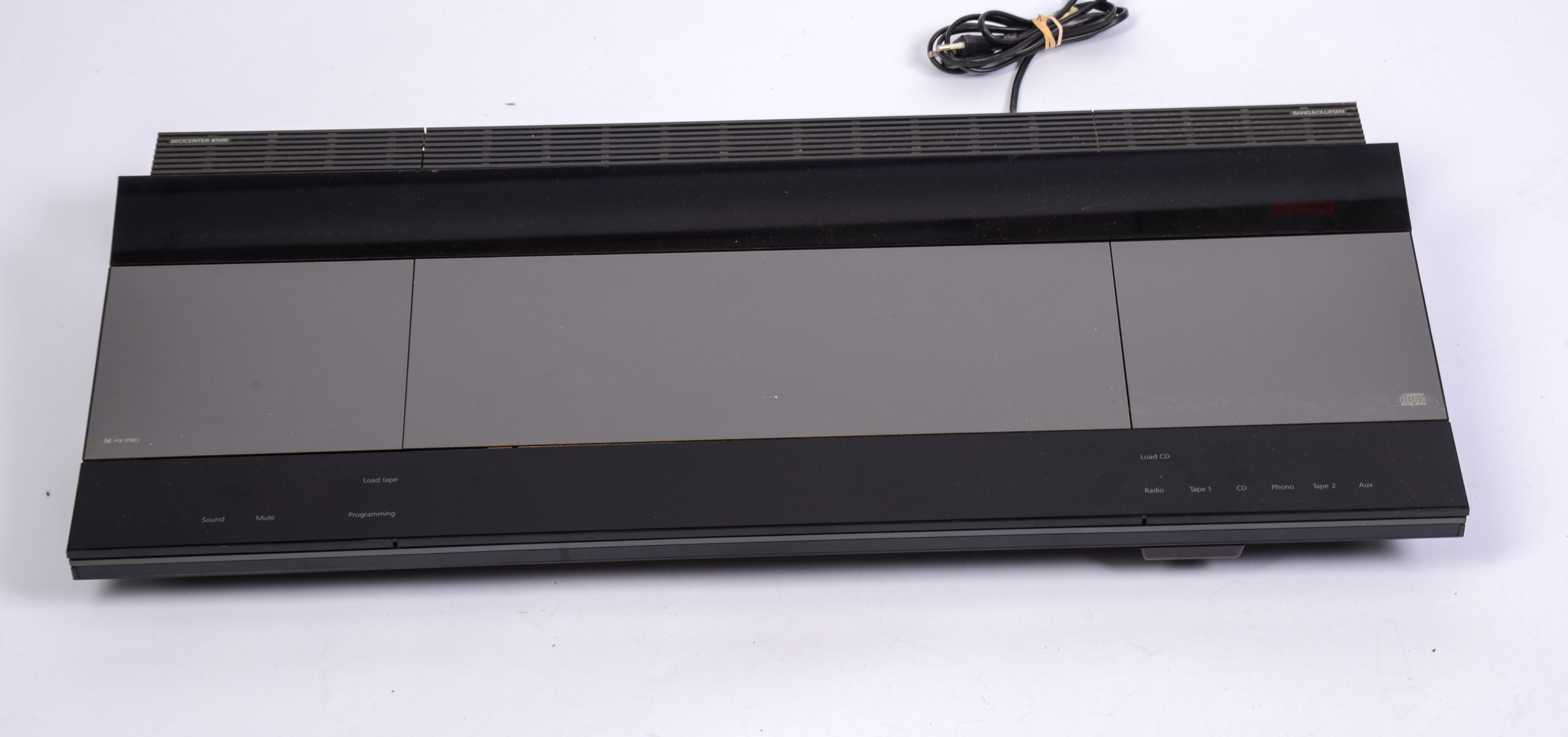 BANGS & OLUFSEN BEOCENTER 8500 MUSIC CENTER.