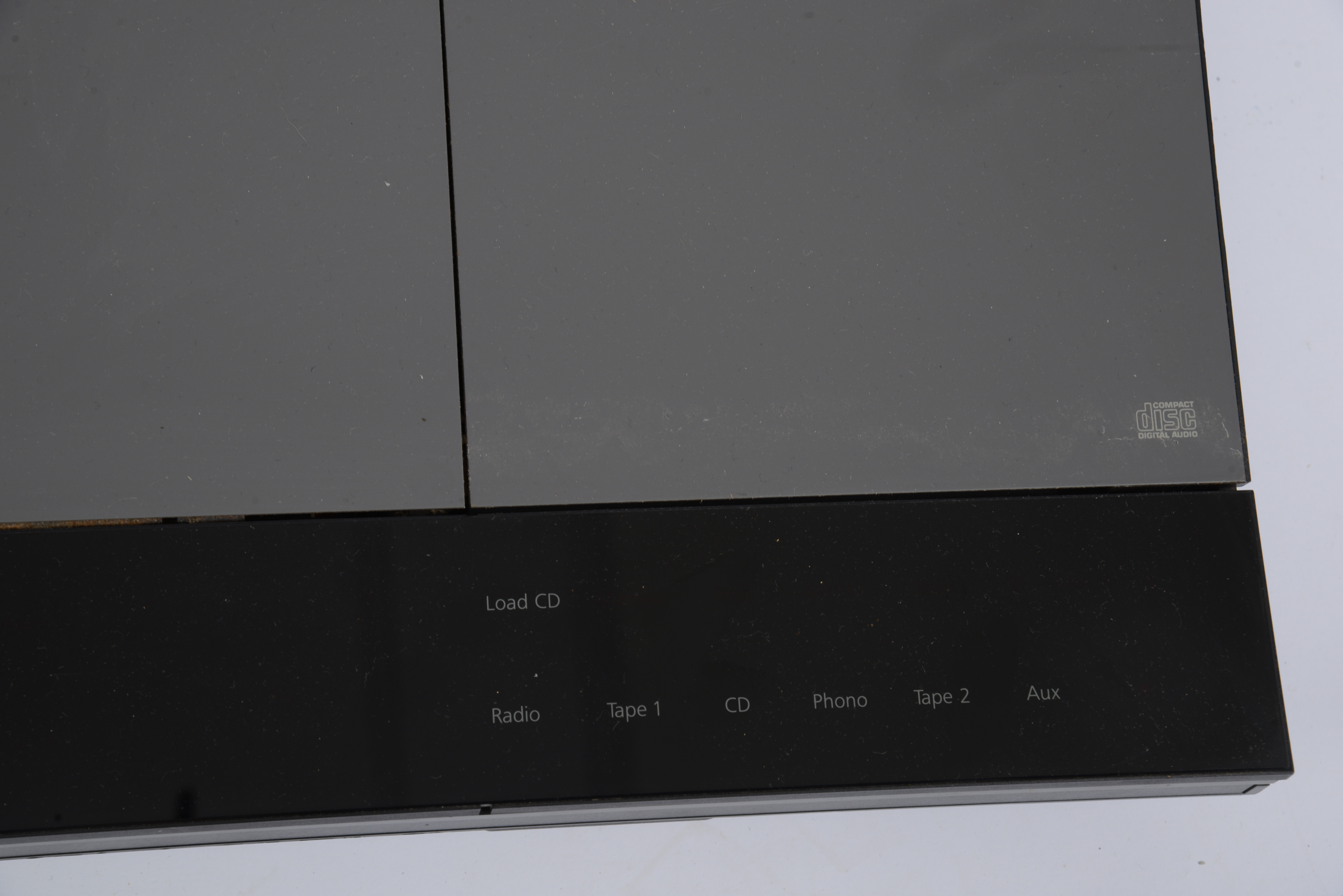 BANGS & OLUFSEN BEOCENTER 8500 MUSIC CENTER.