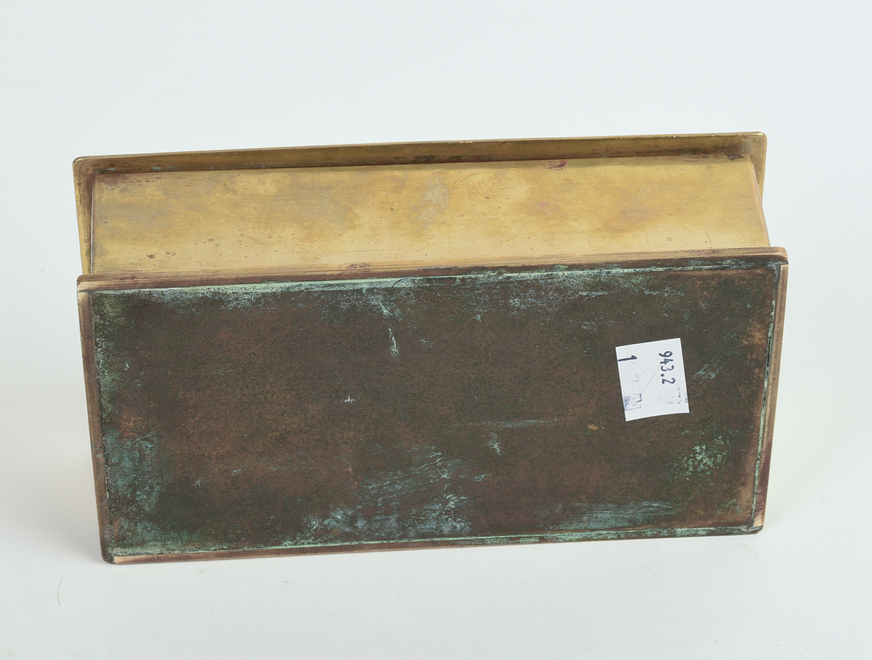 THE POTTER BENTLEY STUDIOS BRASS BOX.