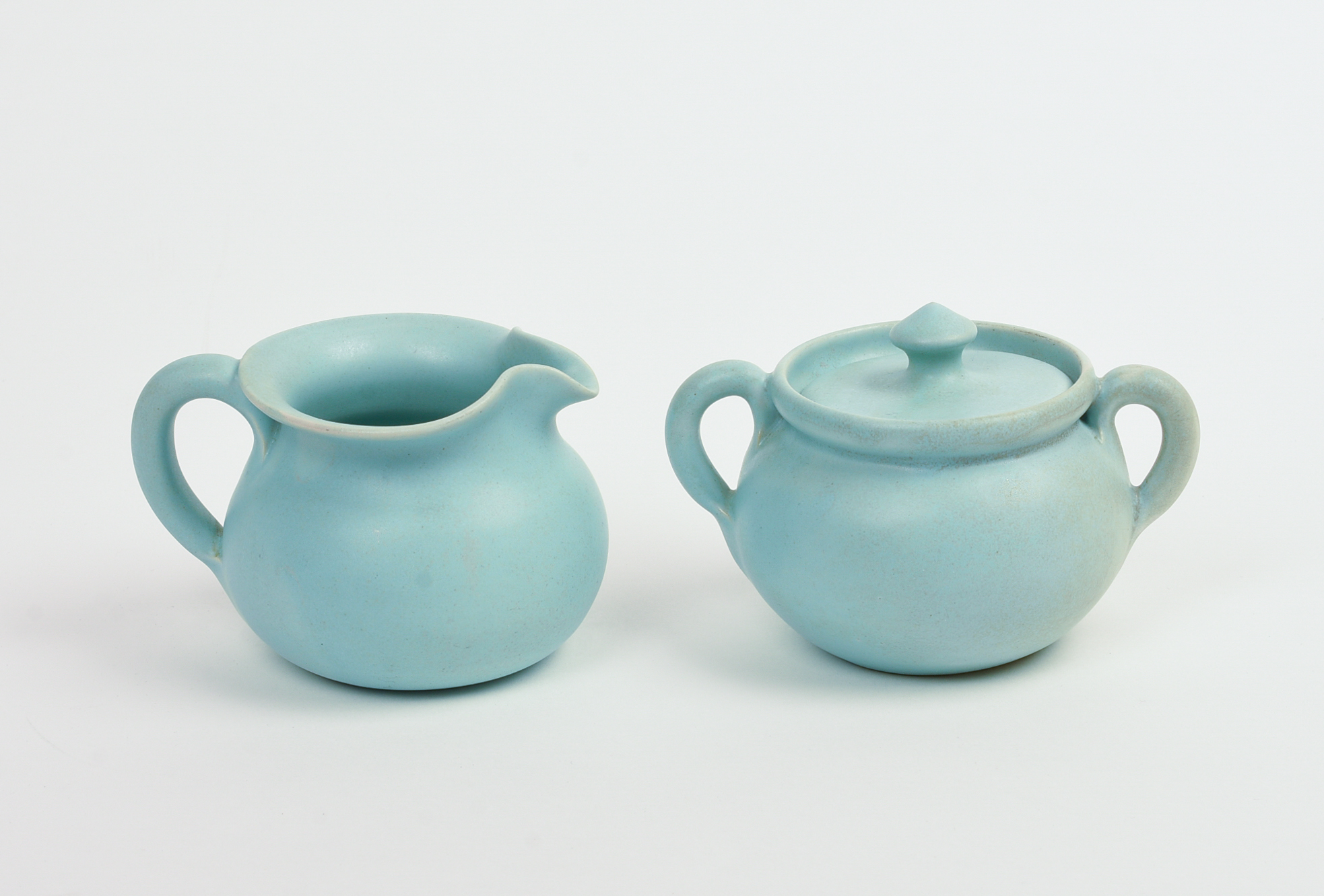 GORDY POTTERY SUGAR BOWL AND CREAMER.