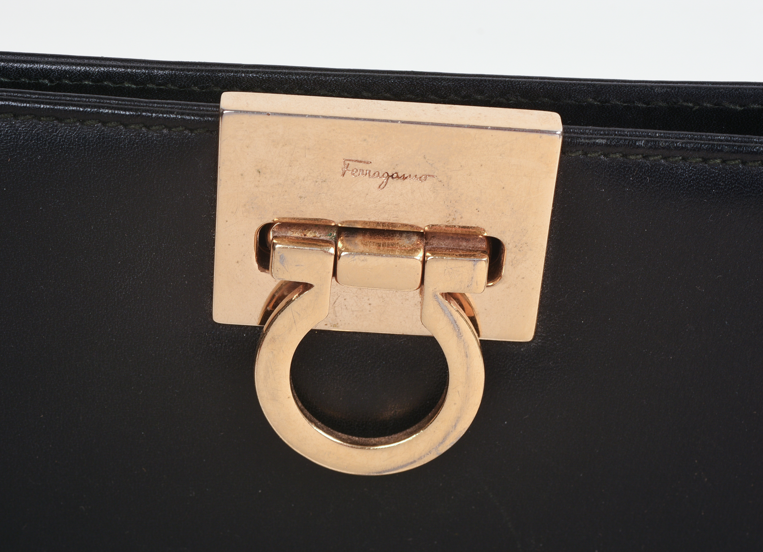 FERRAGAMO PATENT LEATHER PURSE.