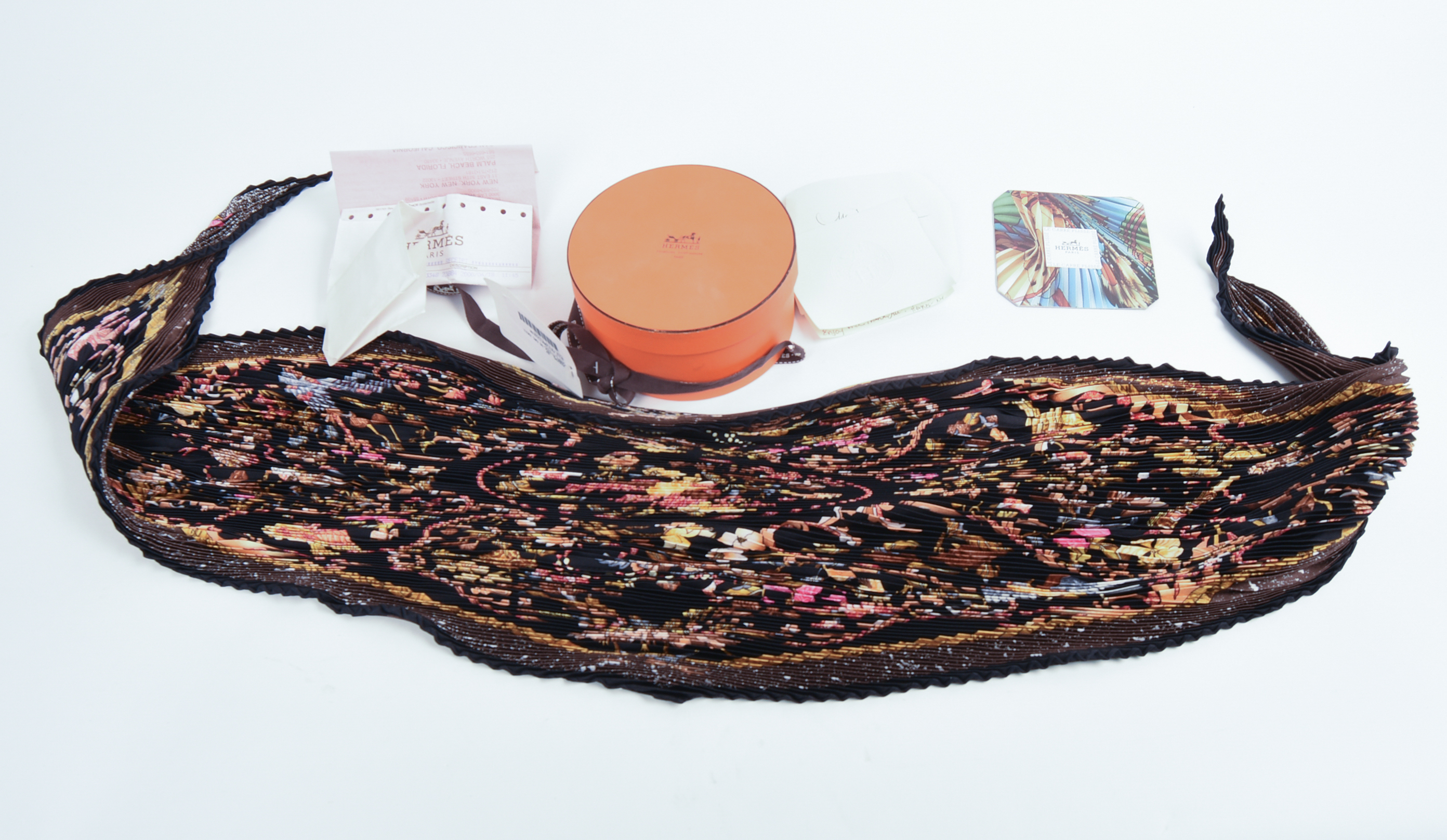 HERMÈS SILK PLISSÉ CARRÉ SCARF.