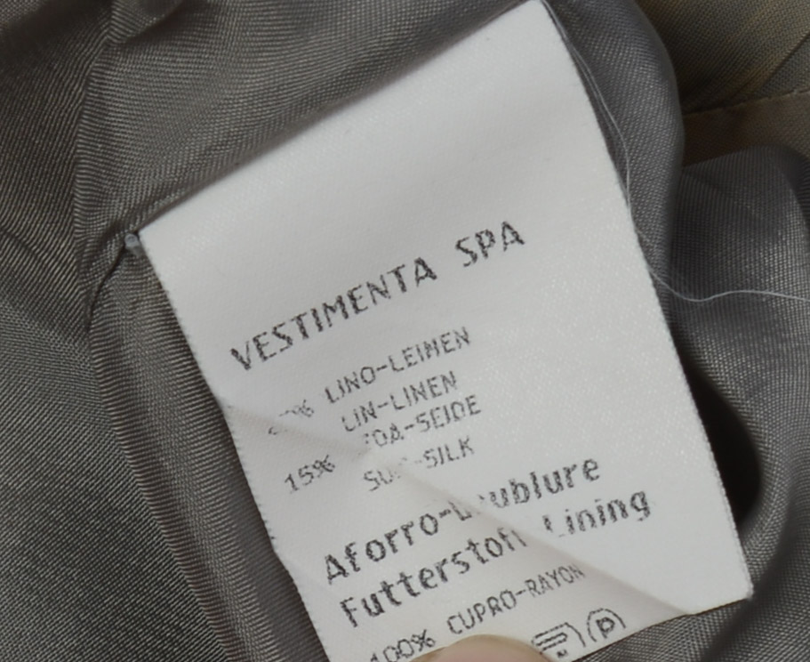 GIORGIO ARMANI LADIES PANT SUIT, SIZE 48.