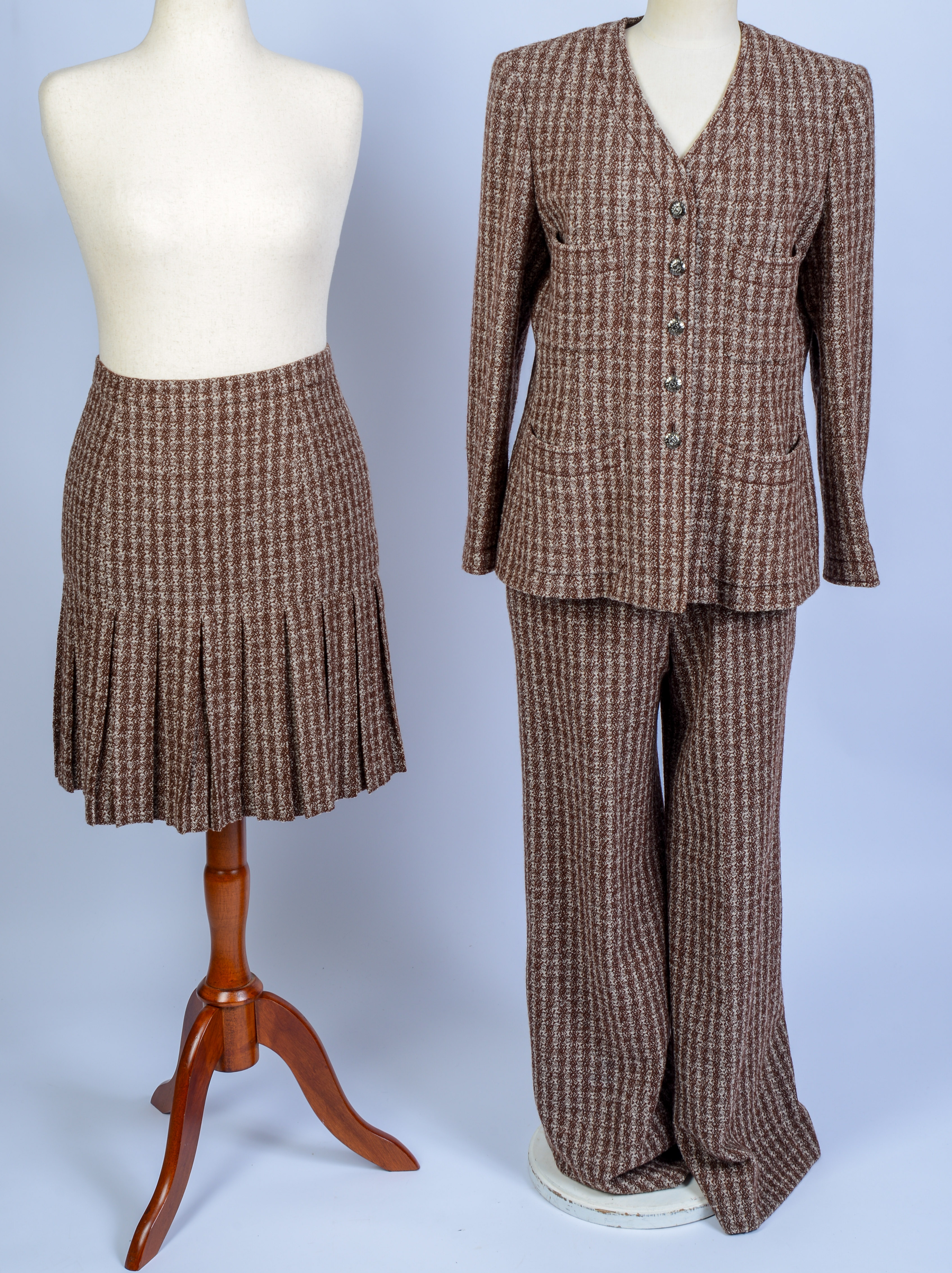CHANEL BOUTIQUE PANT / SKIRT SUIT, SIZE 44.