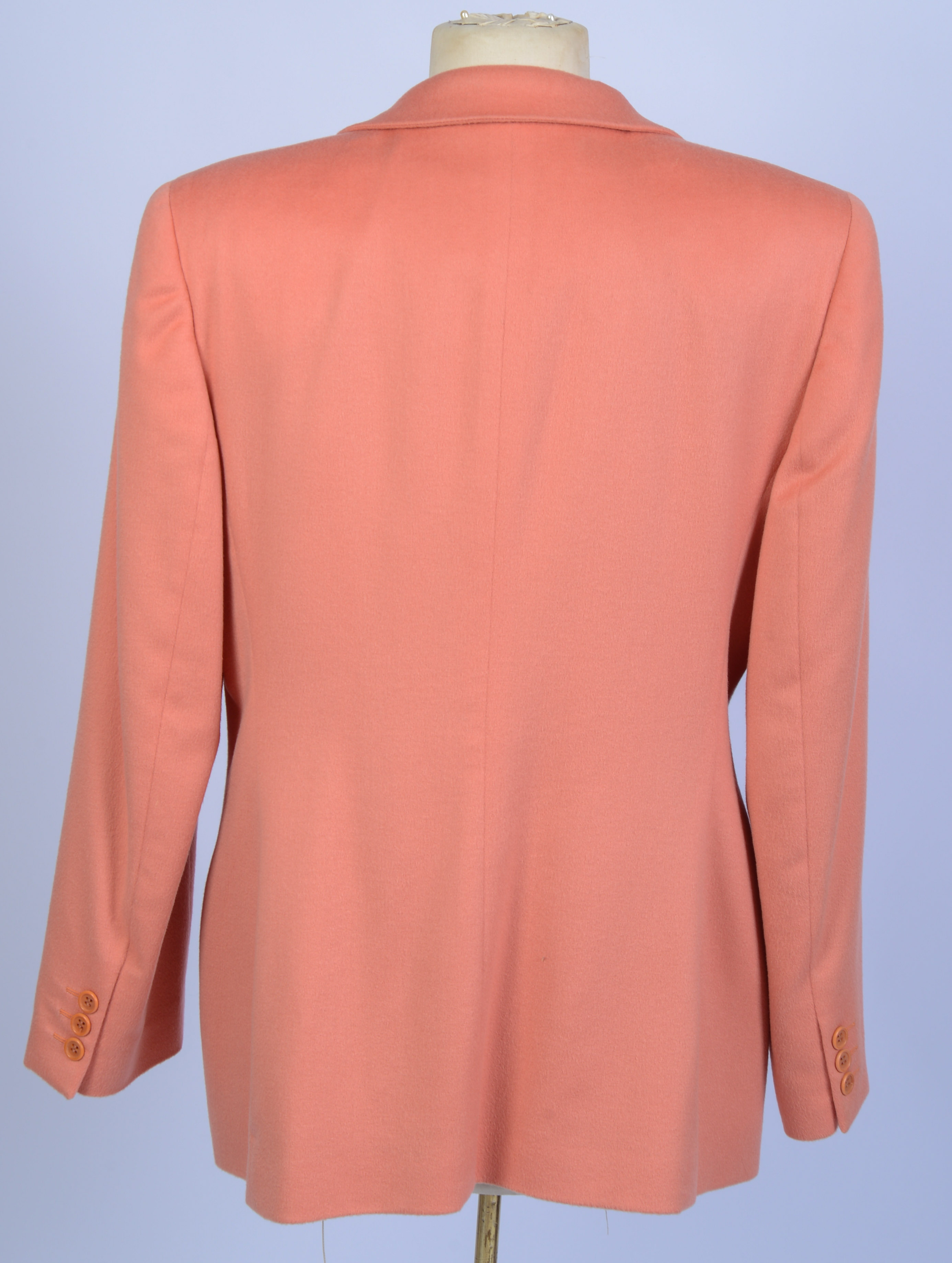 GIORGIO ARMANI BLAZER IN PEACH, SIZE 48.