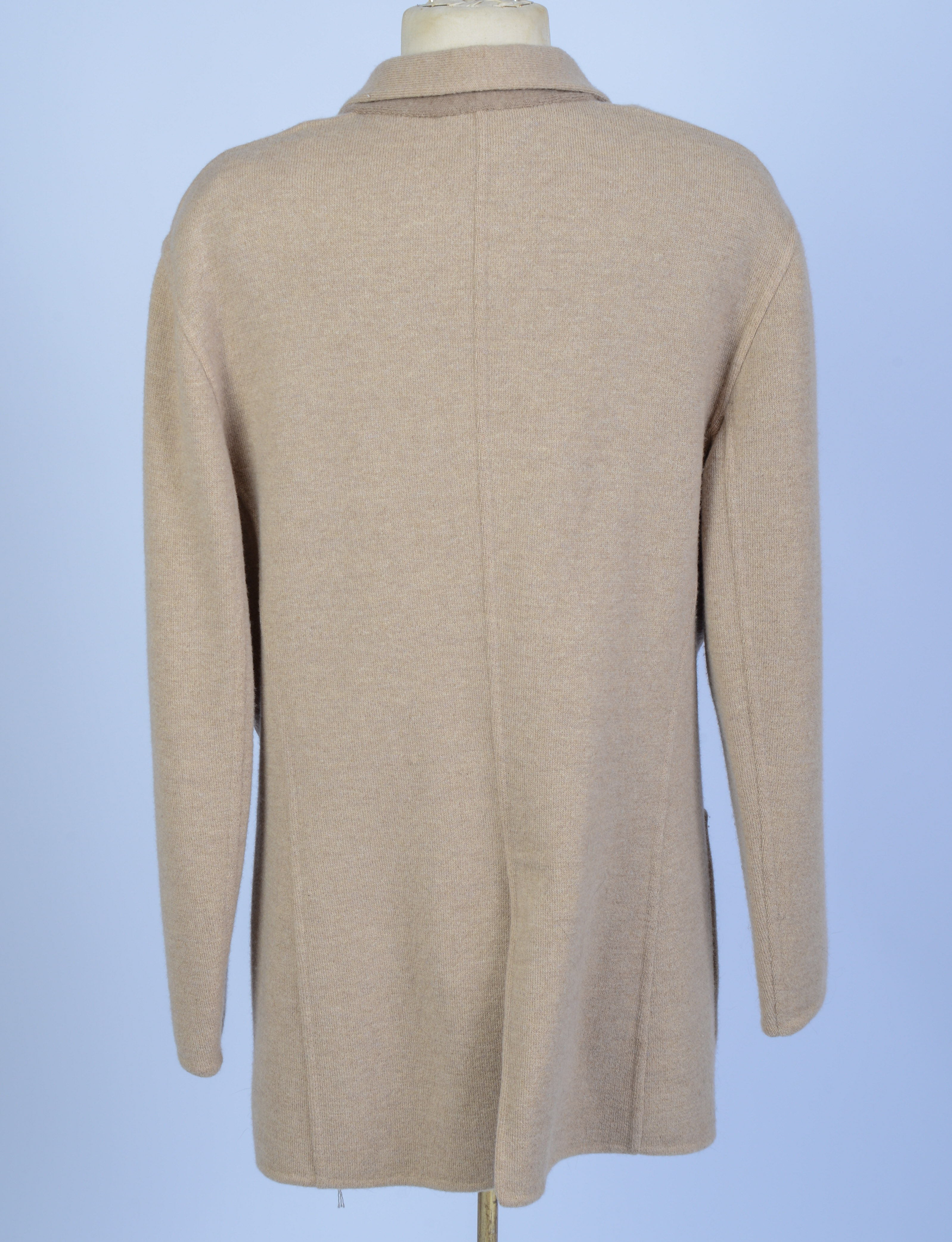 GIORGIO ARMANI WOOL BLAZER, SIZE 46.