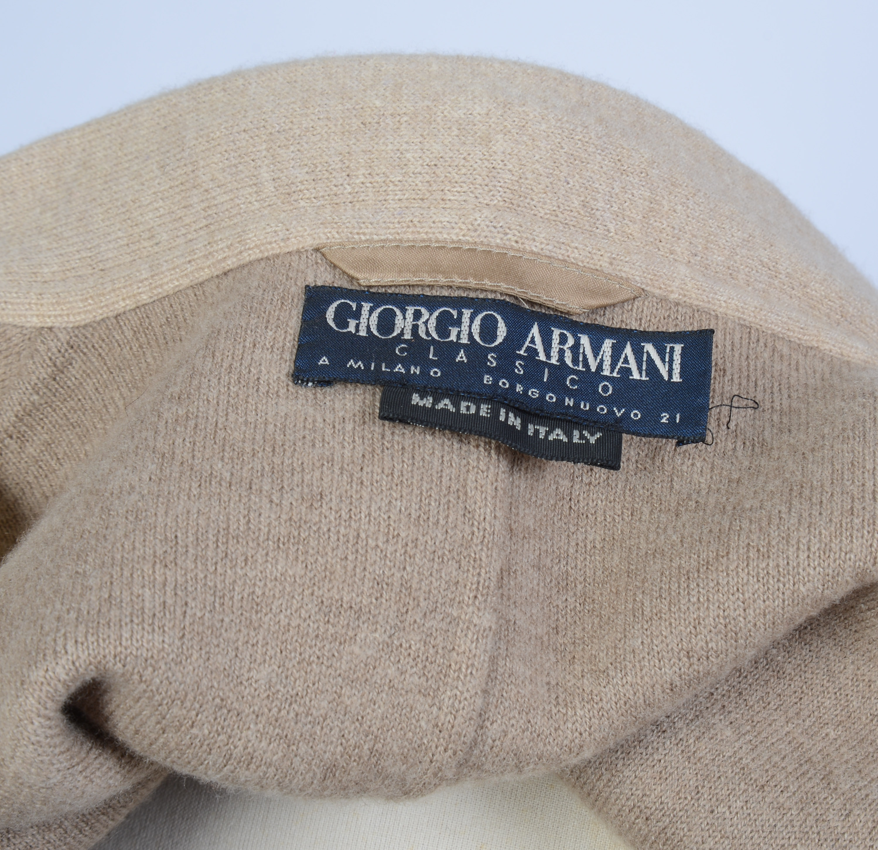 GIORGIO ARMANI WOOL BLAZER, SIZE 46.