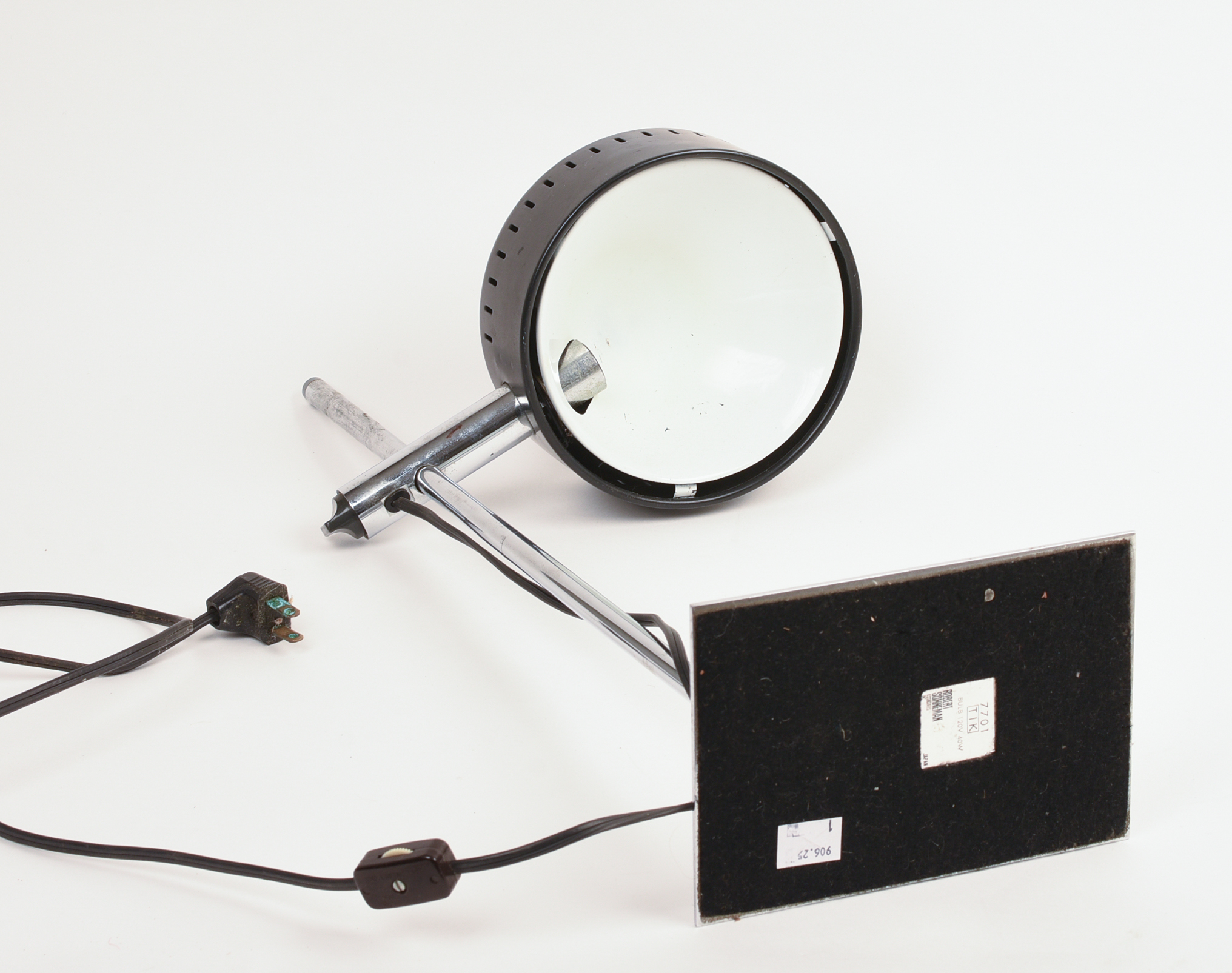 ROBERT SONNEMAN TIK 7701 DESK LAMP.