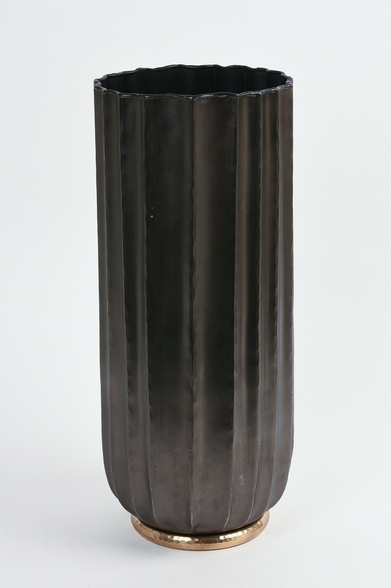 MICHAEL ARAM CYLINDRICAL JOSHUA TREE VASE