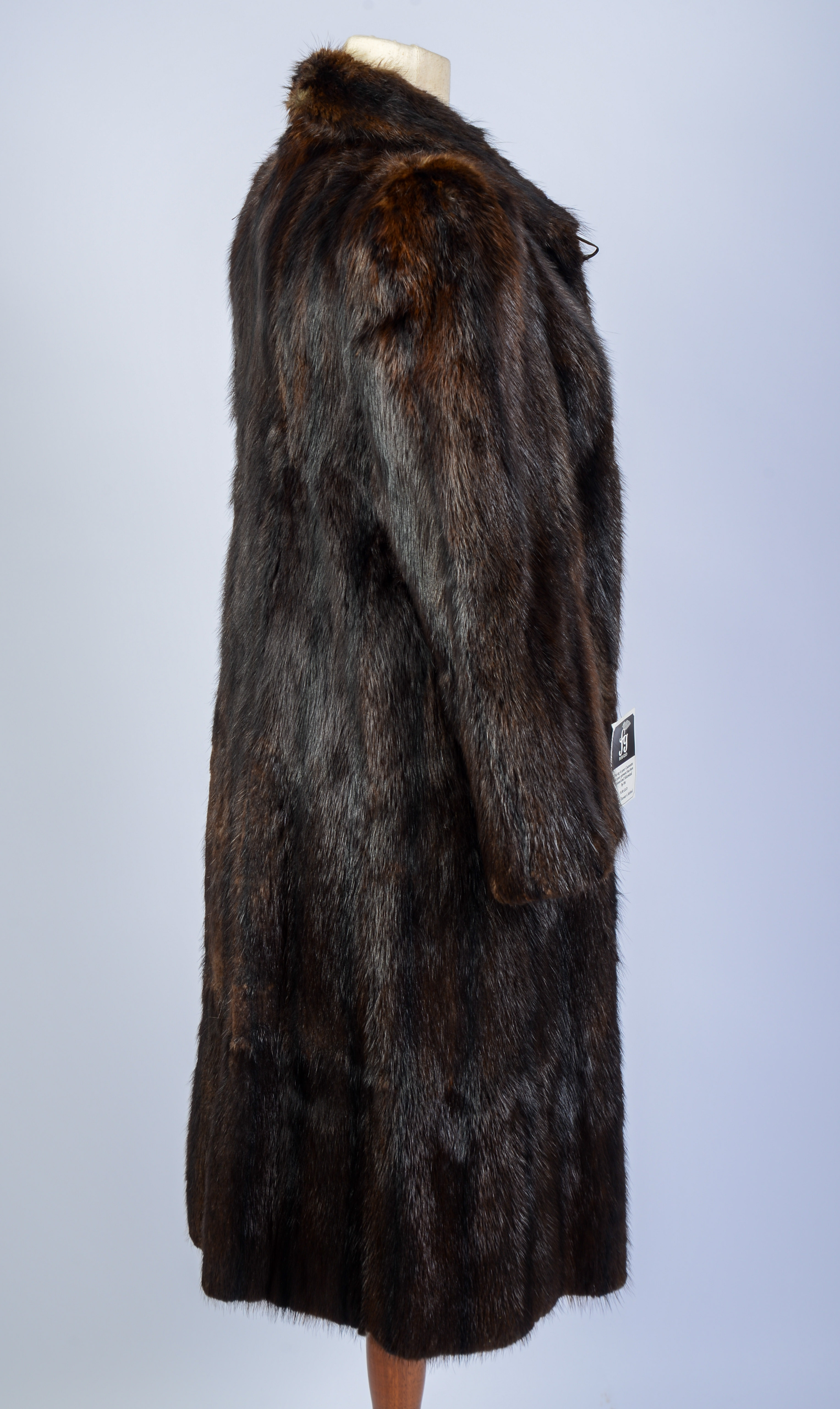 MURPHY FURRIERS FUR COAT, SIZE S.