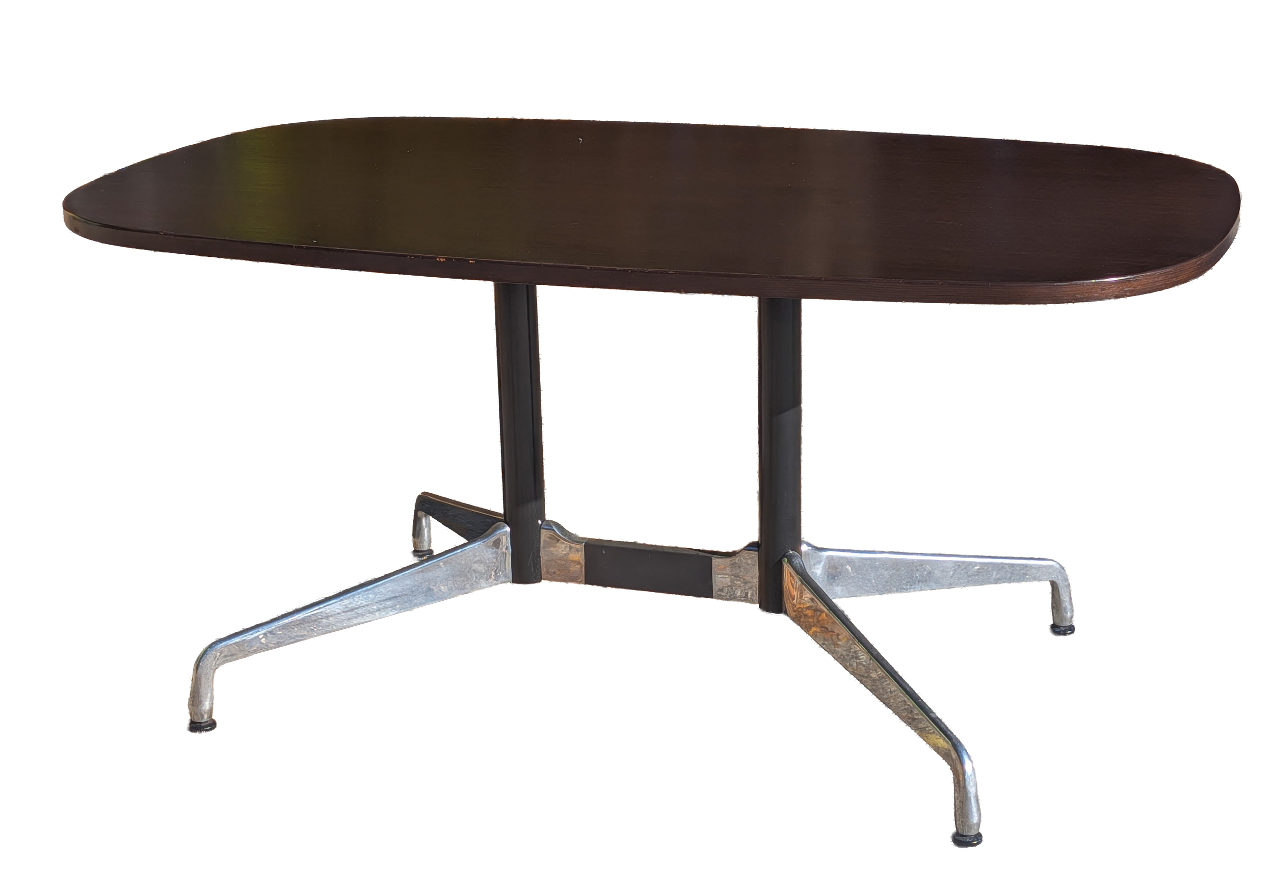 CHARLES EAMES FOR HERMAN MILLER DINING TABLE WITH METAL BASE.