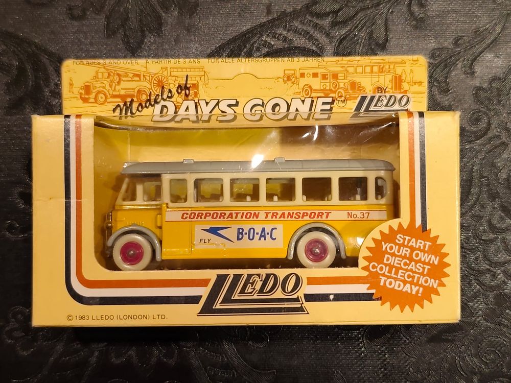 AEC Regal Single Deck Bus (1932) by LLEDO (Models of Days Gone). BOAC Promotional Model