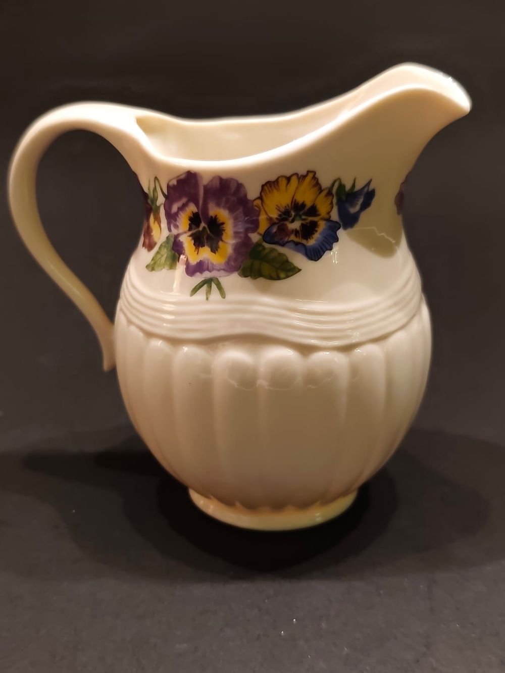 Belleek creamer, Enchanted Garden pattern. 9th period. Second Blue Mark (1997-2000). Height: 4 