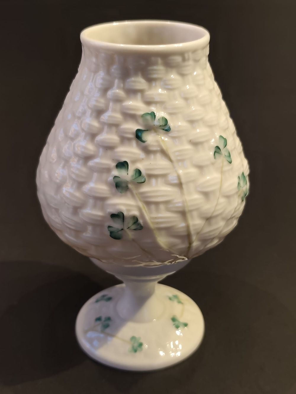 Belleek fairy tea-light lamp, Fields of Shamrock pattern. 7th period. Brown Mark (1980-1993). 