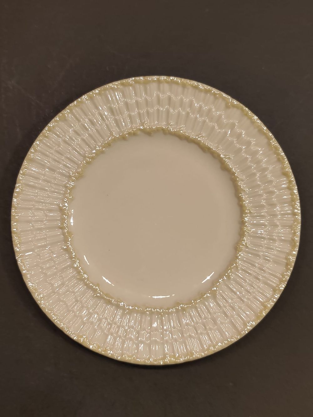 Belleek side plate. Limpet Shell pattern. 4th period. Green Mark (1946-1955). Diameter: 6,2" / 
