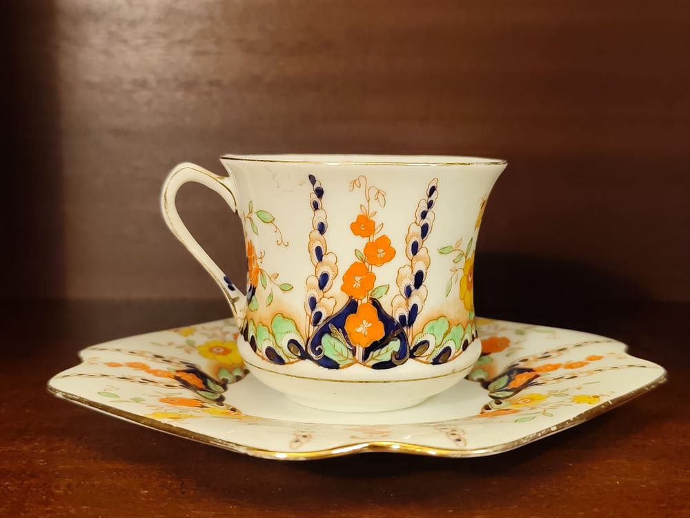 Vintage Grafton & Sons bone china tea-cup and saucer.