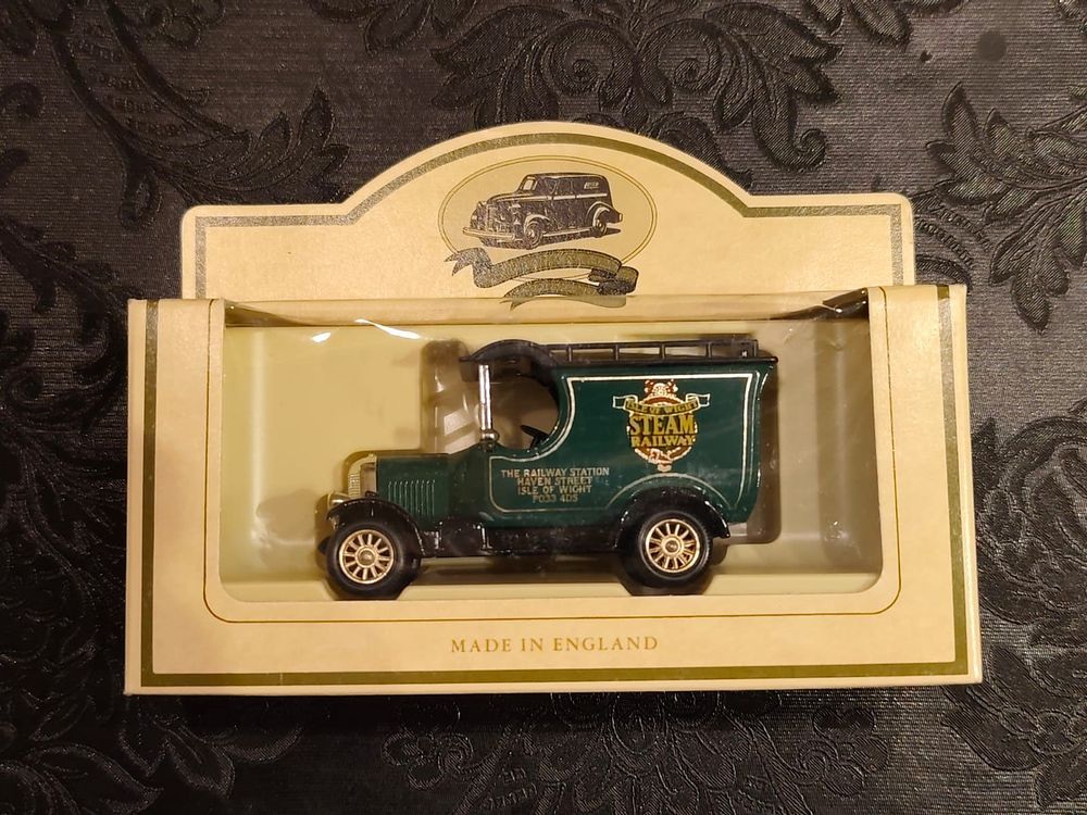 Fort Van Model "T" (1918) by LLEDO. ISLE OF WIGHT Promotional Model