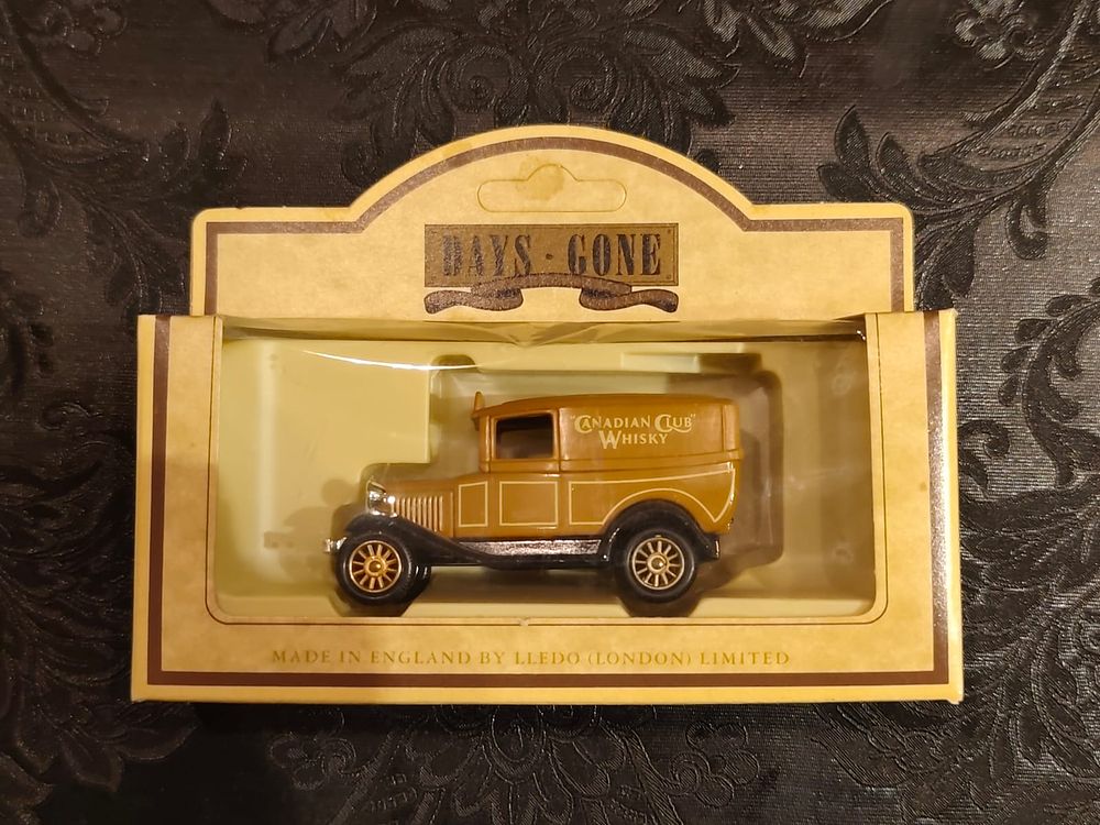 Ford Panel Van Model "A" (1932) by LLEDO (Days Gone). CANADIAN CLUB WHISKY (37000)