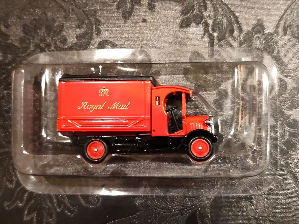 Morris Van (1931) by LLEDO (Days Gone). Royal Mail promotional van. Model in plastic sleeve only.