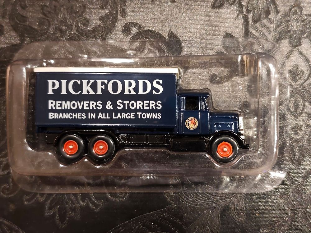 Scammell Truck (1937) by LLEDO (Days Gone by Classic Trucks & Vans Magazine). Issue no.10 