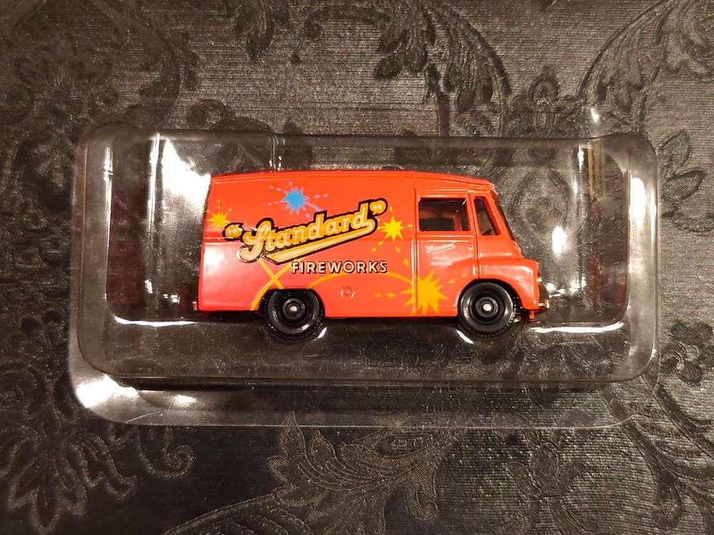 LD Van by LLEDO (Days Gone by Classic Trucks & Vans Magazine). Issue no.15, Standard Fireworks 