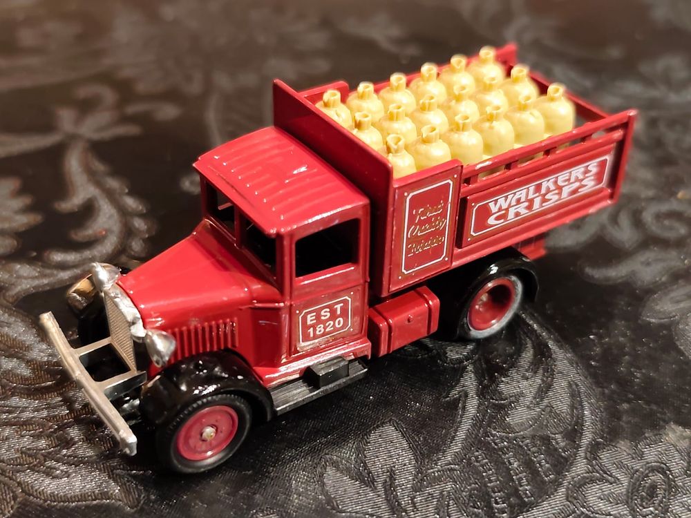 Promotional Model by LLEDO - Walkers Crisps Delivery Truck
