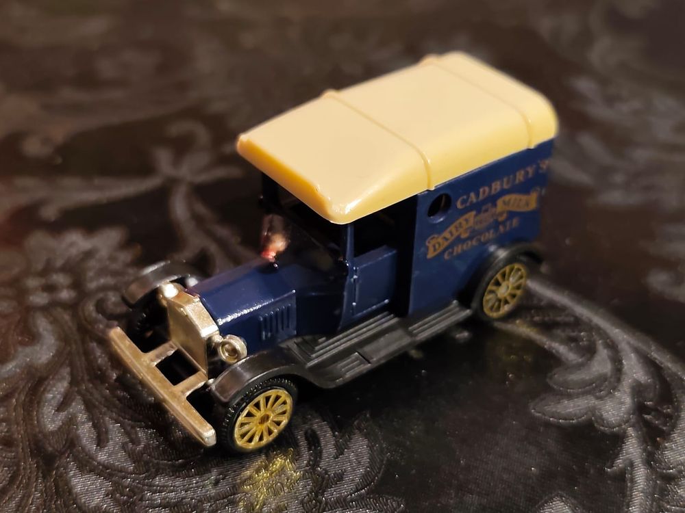 Ford Van Model T (1920) by CORGI (Cameo - The Village Collection). Cadbury's Dairy Milk 