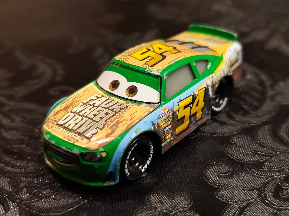 Disney Pixar - The Cars: model 08 by MATTEL