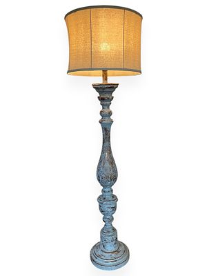 A Rustic Distressed Blue/Grey Spindle Floor Lamp. 18 x 66 A floor lamp featuring a heavily 