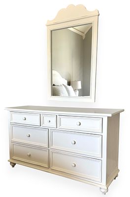 A Stanley Furniture Two-Piece White-Painted Dresser and Mirror Set. A two-piece set by Stanley 