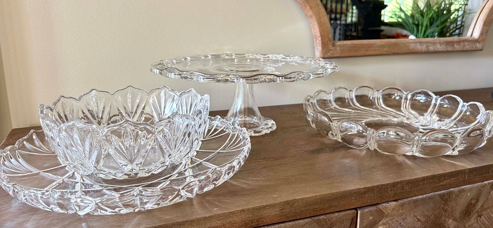 A Group of Three Pressed Glass Servingware Items, including Fostoria 'American Clear' Cake 