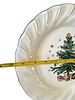 A Set of Nikko 'Happy Holidays' Dinner Plates and Serving Platter with Dip Bowl. A set of Nikko Image - 3