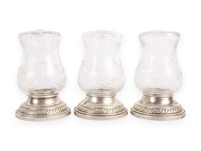 Three Newport Sterling Quaker Hurricane Shakers. Three clear glass shakers with silver-toned 