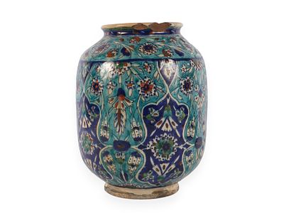 Armenian Pottery Vase, Jerusalem, Palestine, K&uuml;tahya Style. An Armenian Pottery vase 