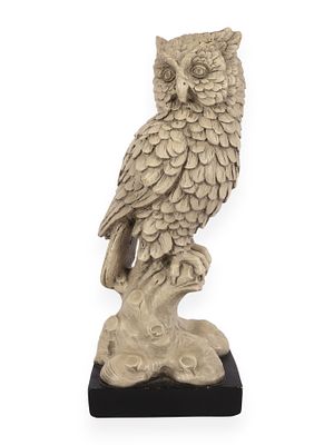 A Vintage Marwal MCM 'Majestic Owl on Perch' Sculpture. A vintage sculpture by Marwal, depicting 