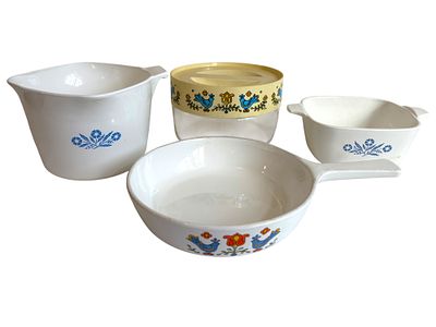 Vintage 4 Piece x Corning Ware Lot. canister 6" diameter, 4" height. Skillet 6.5" diameter