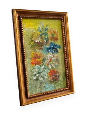 A Vintage Miniature Framed Impressionistic Floral Oil Painting on Canvas. A miniature framed oil 