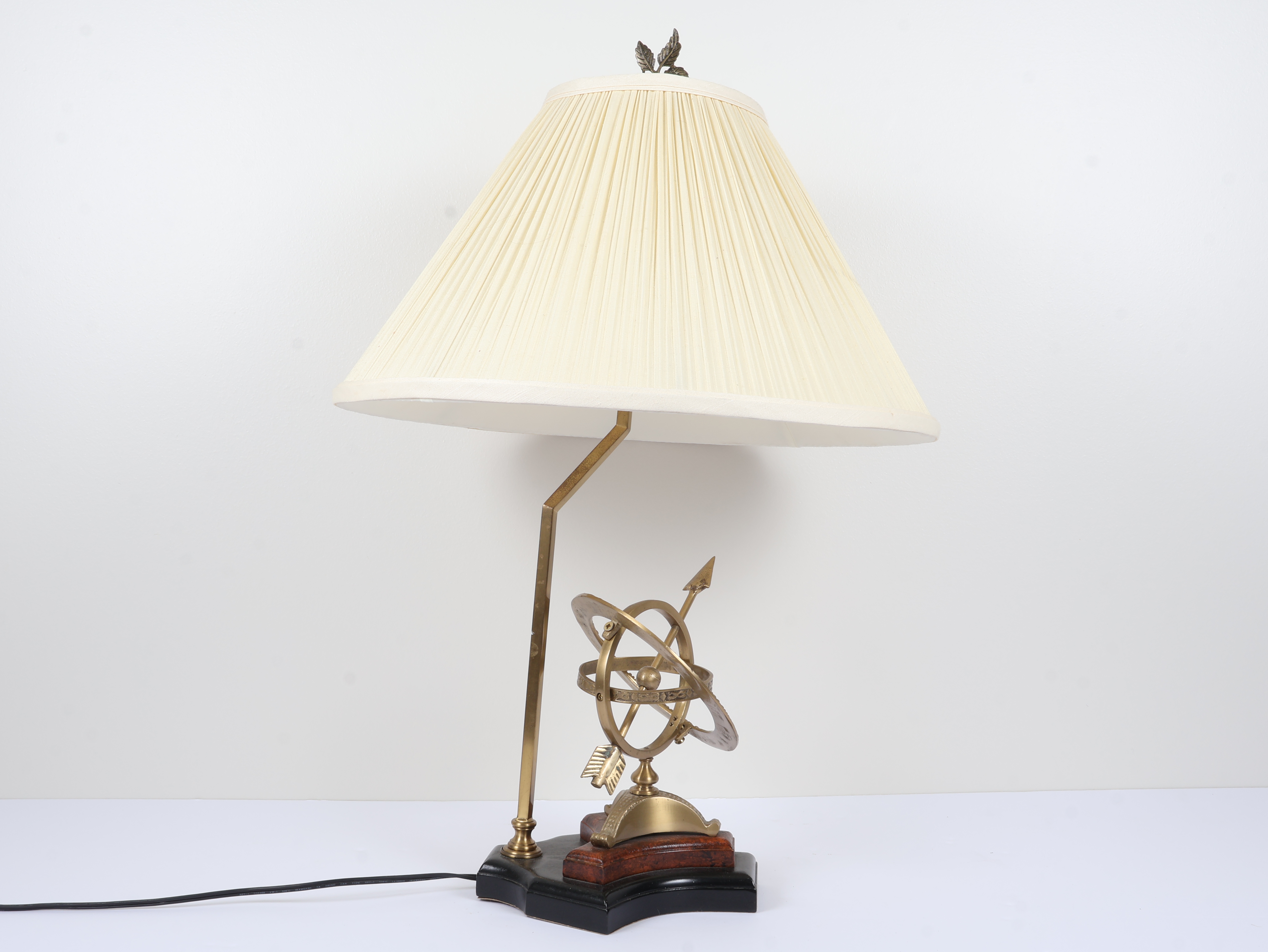 Vintage Brass-Toned Armillary Sphere Table Lamp