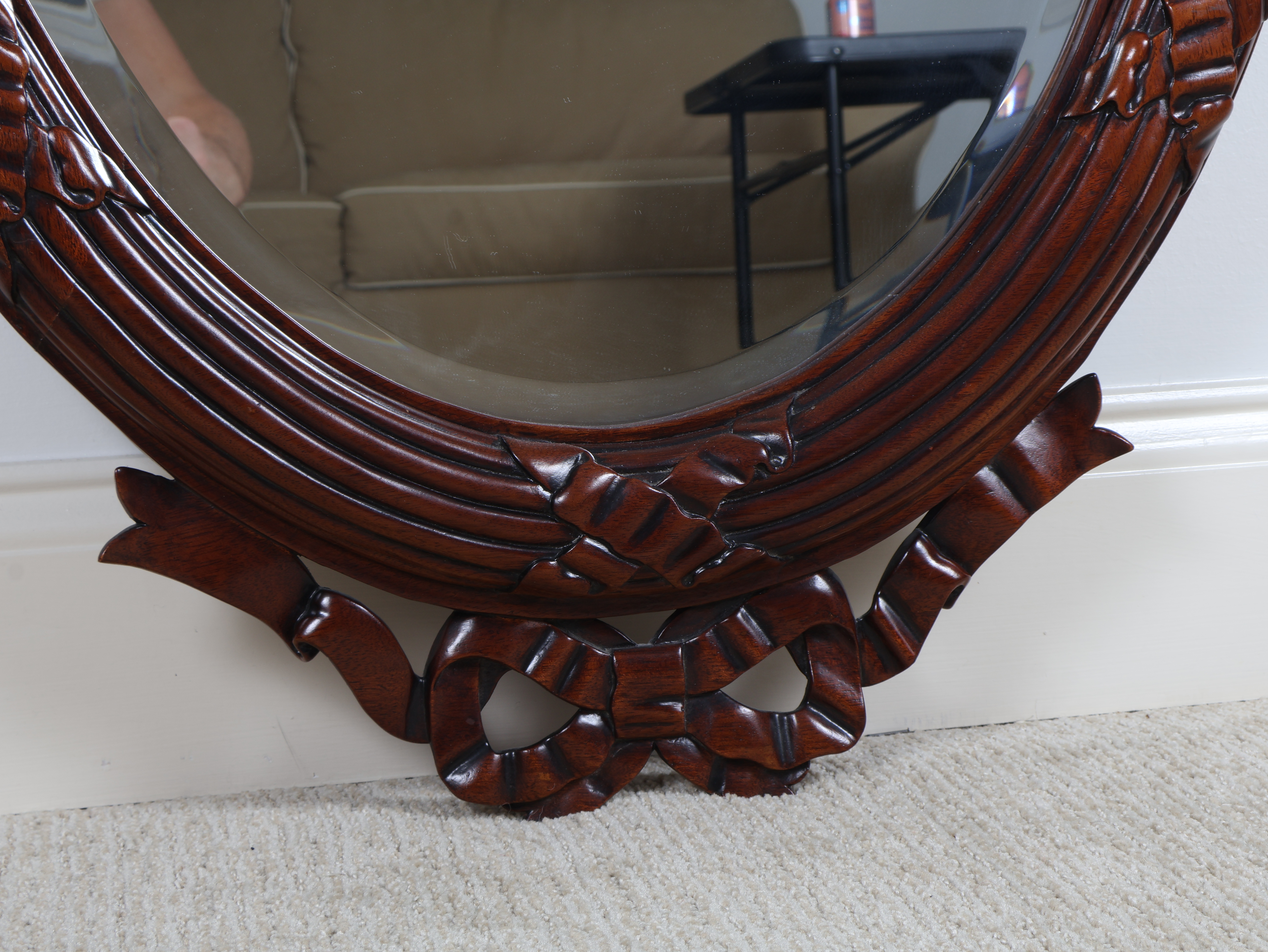 LaBarge Chippendale Style Carved Ribbon and Bow Motif Oval Wall Mirror