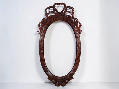 LaBarge Chippendale Style Carved Ribbon and Bow Motif Oval Wall Mirror. A large decorative oval 