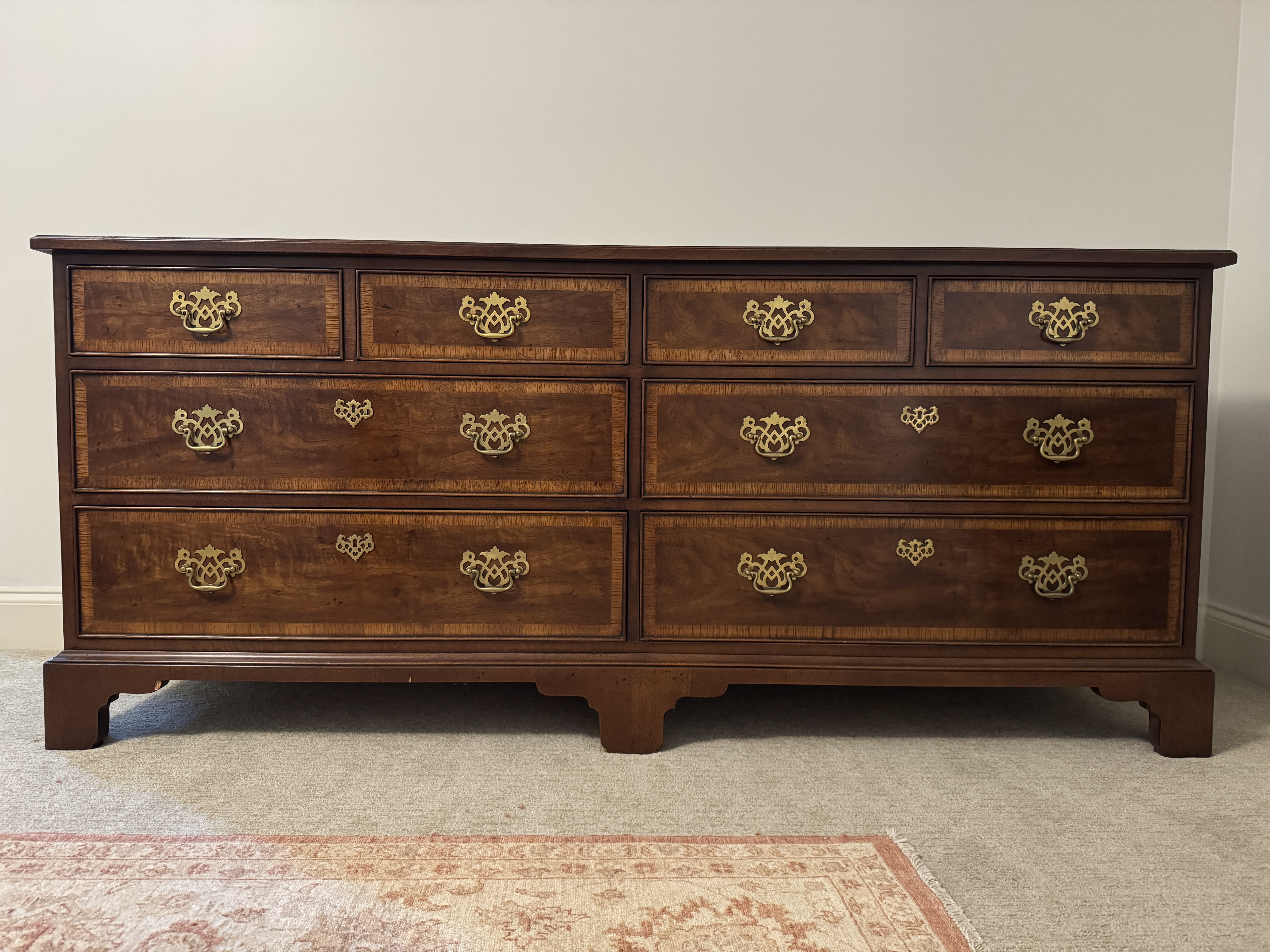 Henredon 18th Century Portfolio Mahogany Eight Drawer Dresser